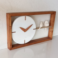 ساعت دیواری چوبی دست ساز مدل 169، ساعت دیواری چوبی با متریال تمام دست ساز و طراحی خلاقانه، طرح مرغ عشق روی ساعت  قیمت ساعت دیواری